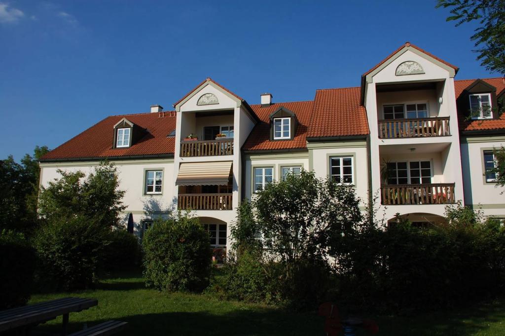 Schattenhof - USH